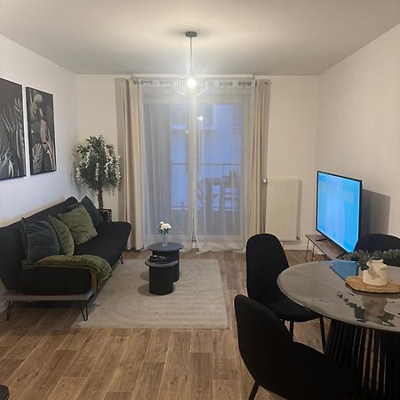 Cosy House A 6 Min Du Rer A Et Psa Apartment Carrieres sous Poissy Bagian luar foto